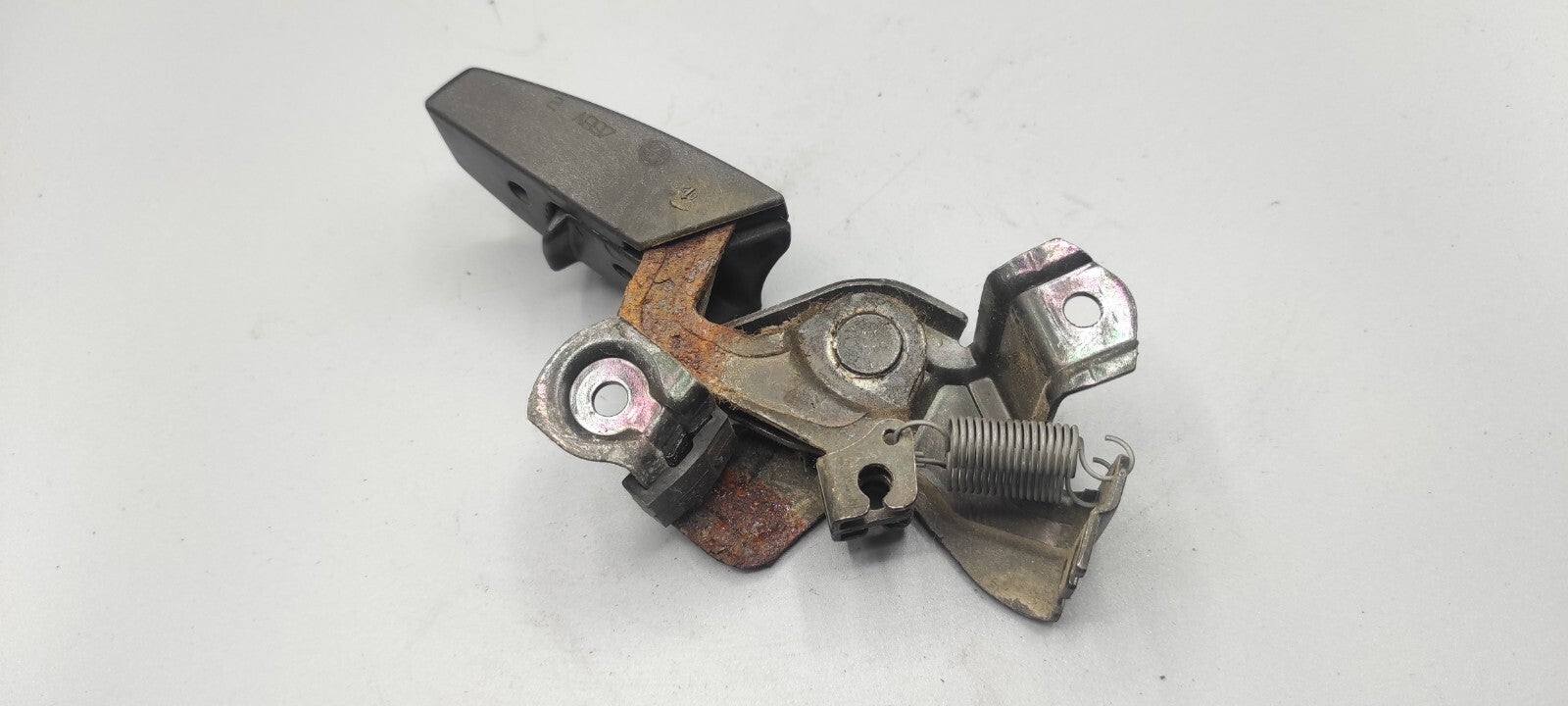 Alfa Romeo 156 2.4JTD 2002 Rear Trunk Boot / Fuel Cap Release Open Handle