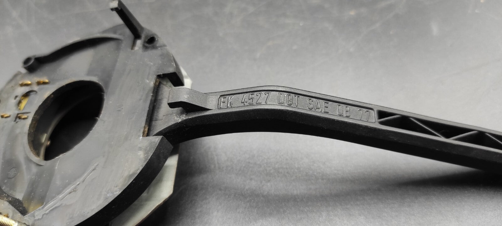 Volkswagen VW Golf Jetta Mk1 1985 Turn Light Indicator Control Stalk FK4527