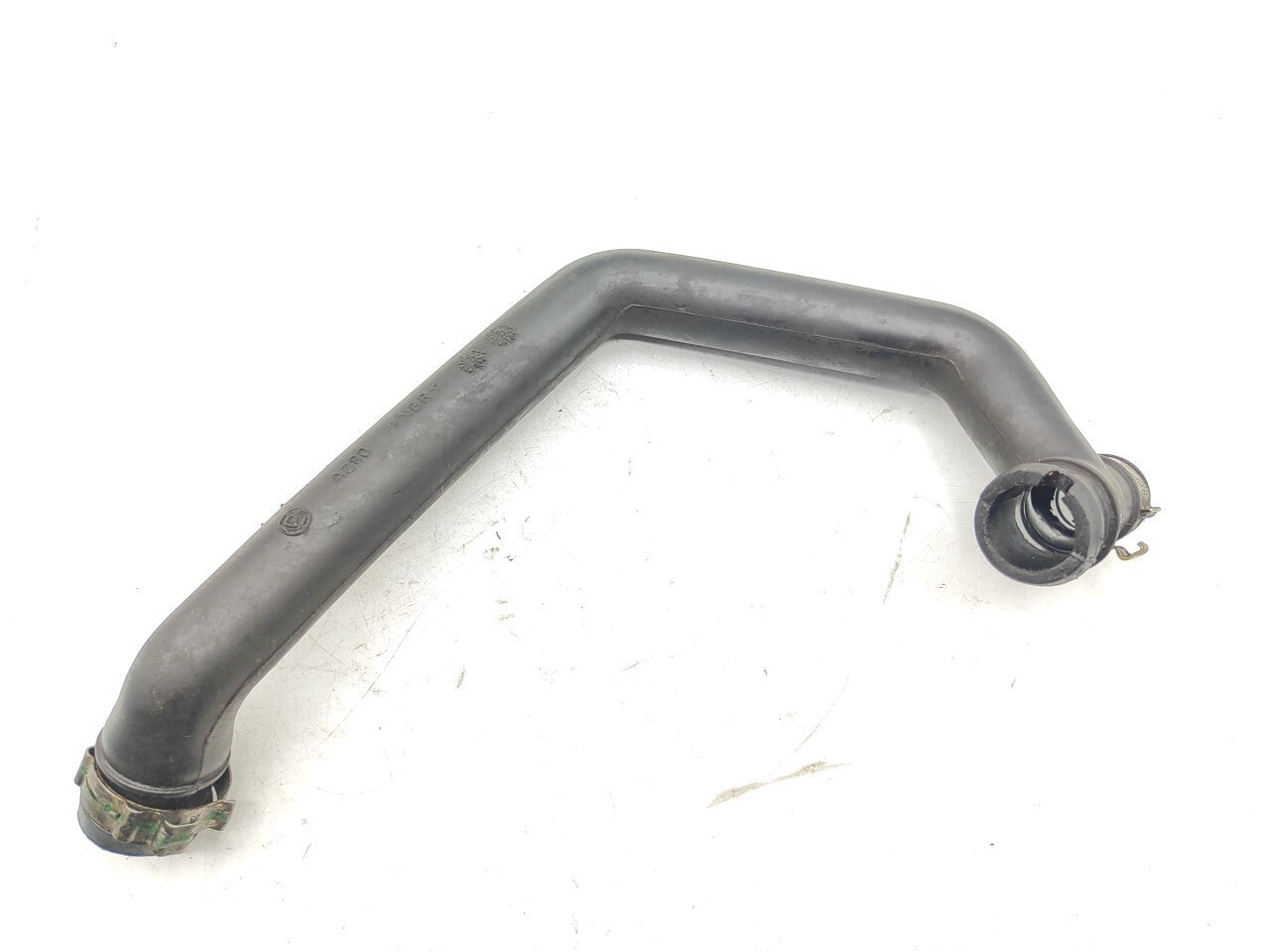 Alfa Romeo GT 1.9JTD 110kW 2007 Engine Breather Pipe Hose