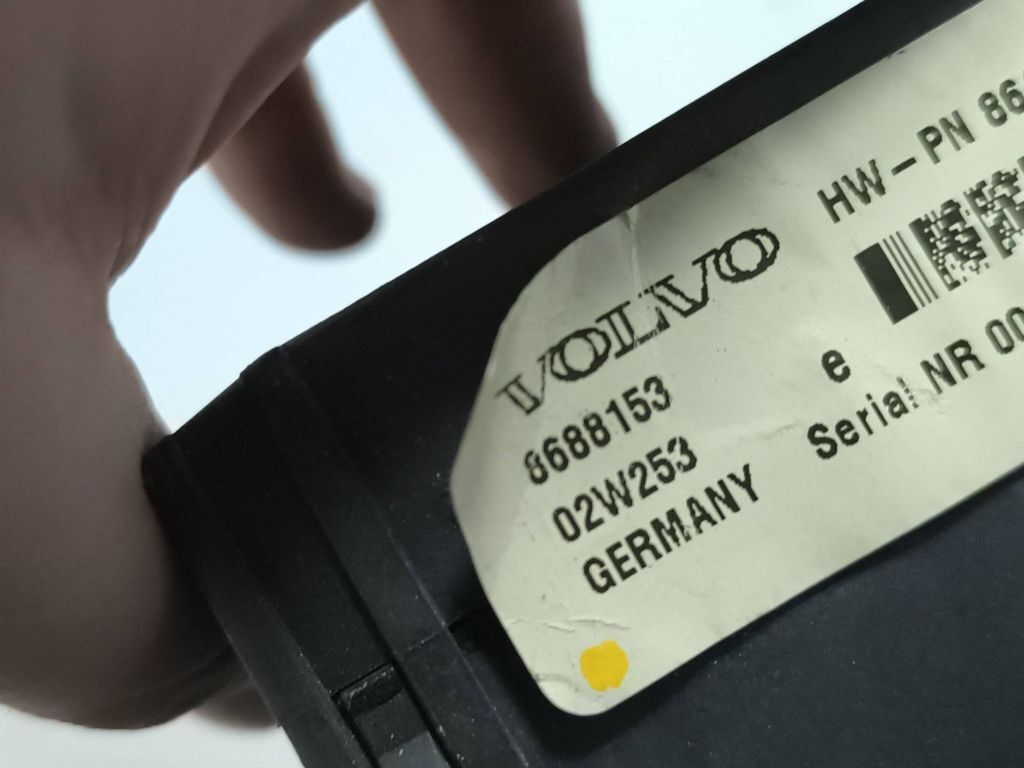 Volvo S60 2002 Fuse box module 8688153 