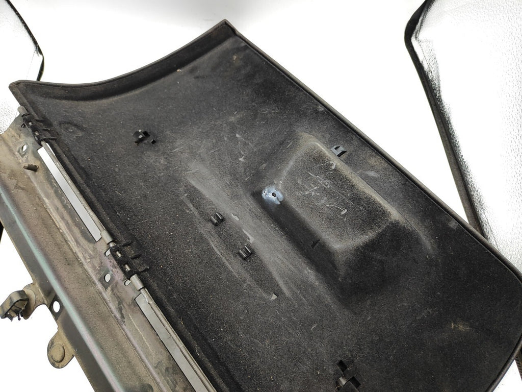 Alfa Romeo GT 1.9JTD 2005 LHD Front Right Dashboard Glovebox