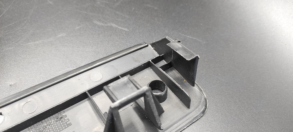 Alfa Romeo 147 1.9JTD 85kW 2004 Rear Additional Brake Light Cover Trim LS376438