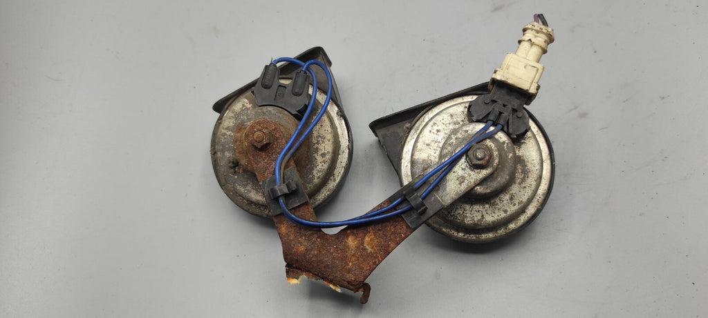 Alfa Romeo 159 1.9JTDm 88kW Diesel 2008 Front Double Horn 0055306