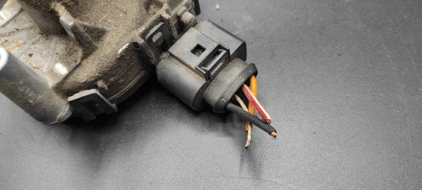 Alfa Romeo 159 2.4JTDm 147kW 2007 LHD Front Wiper Linkage Motor 0390241915