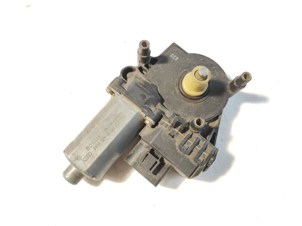Audi A6 S6 C5 4B 2001 front right window regulator motor 0130821774 
