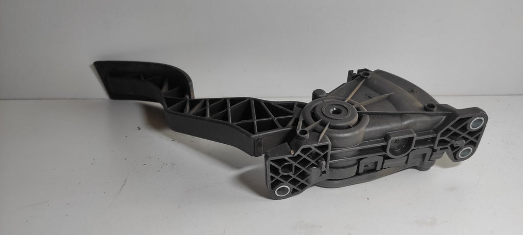 Alfa Romeo 159 1.9JTD 88kW Diesel 2009 LHD Throttle Gas Pedal 60695128