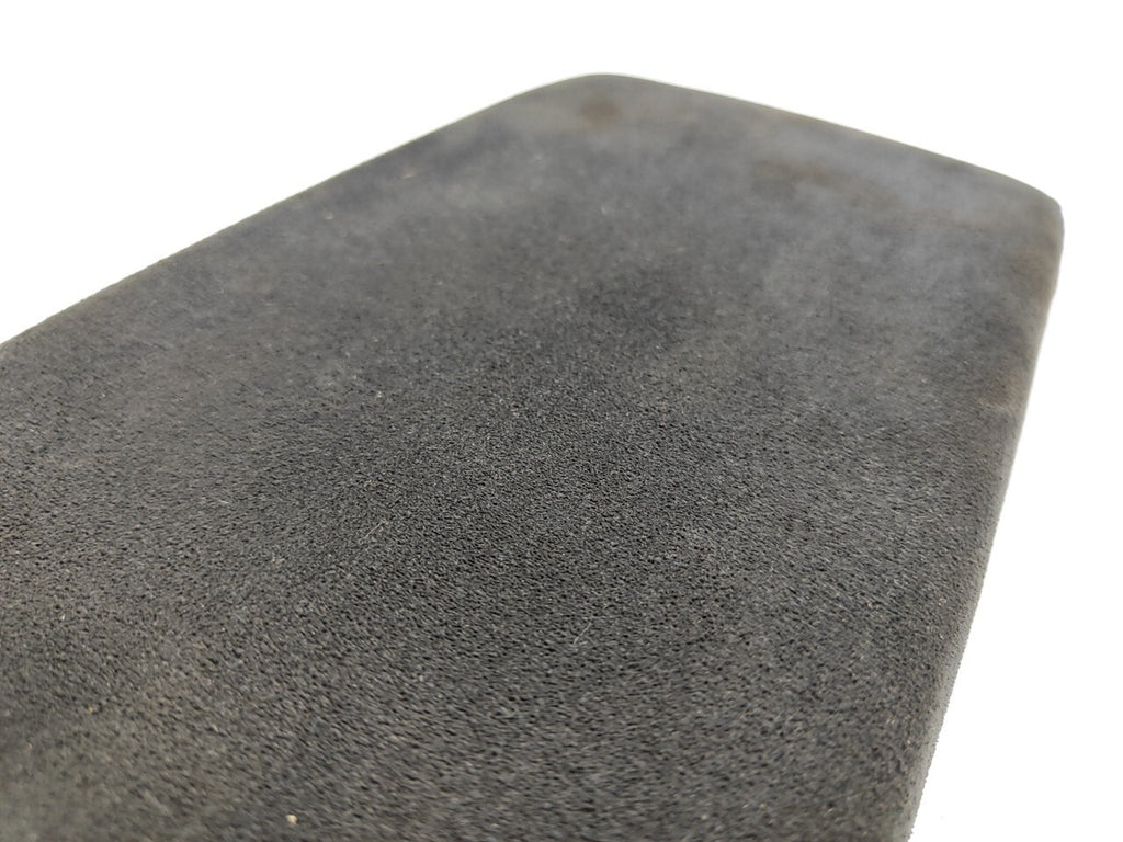 Alfa Romeo GT 1.9JTD 110kW 2006 Center Console Armrest Top Cover