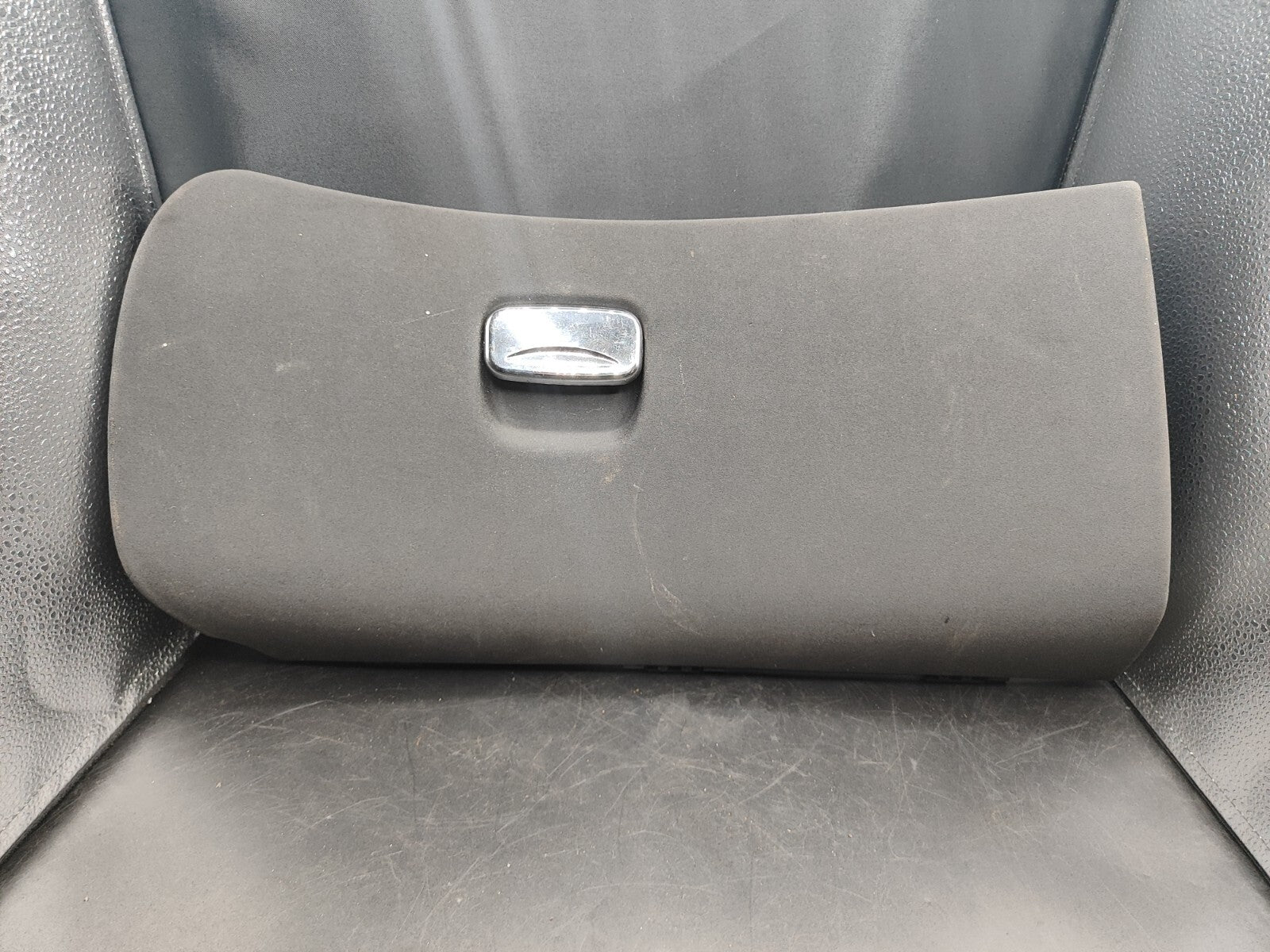 Alfa Romeo 147 1.6 TS 88kW Petrol 2006 LHD Front Right Dashboard Glovebox