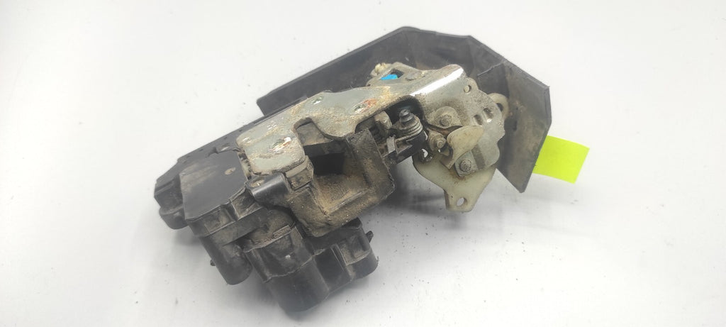 Alfa Romeo 156 1.9JTD 110kW Diesel 2004 LHD Front Right Door Lock 18110242