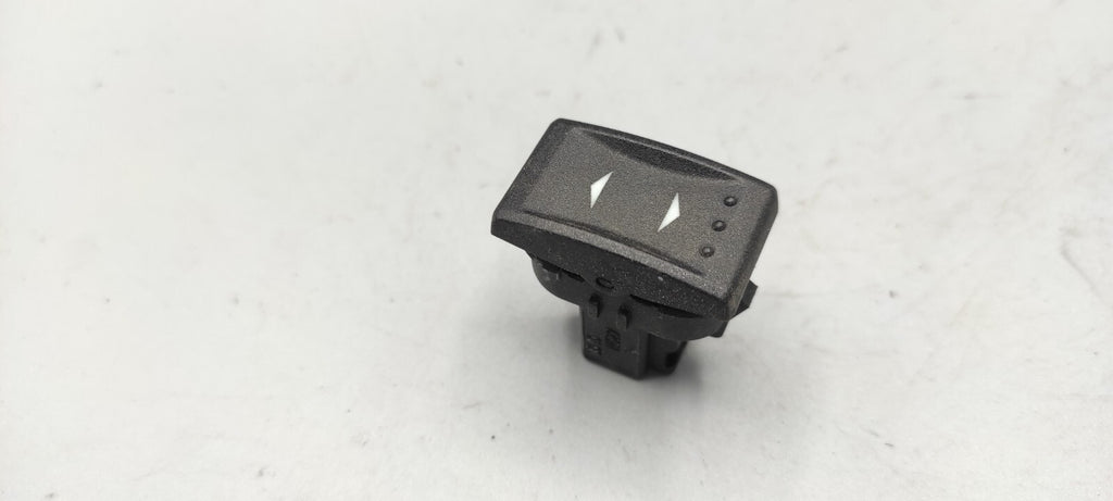 Ford Mondeo MK3 2.5 V6 125kW 2005 Electric Power Window Switch 1S7T14529AB