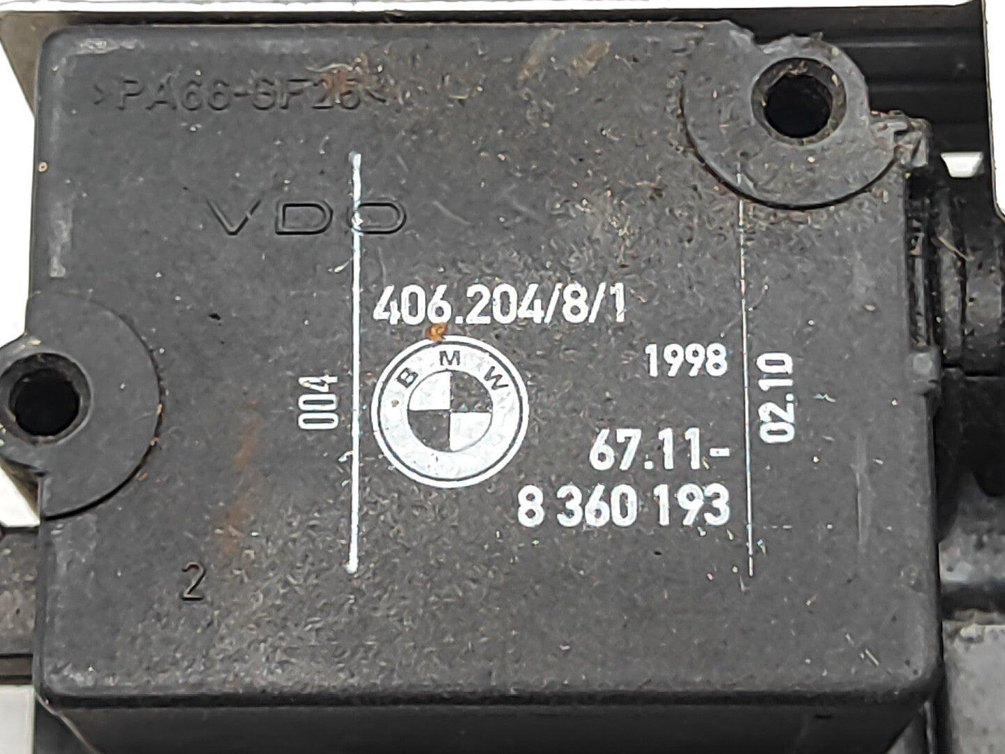 BMW 5 SERIES E39 530D 142kW Estate 2001 Rear tailgate boot lock 8360193