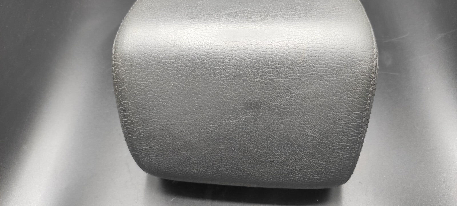 Alfa Romeo GT 1.9JTD 110kW 2004 Rear Interior Seat Headrest Black Leather