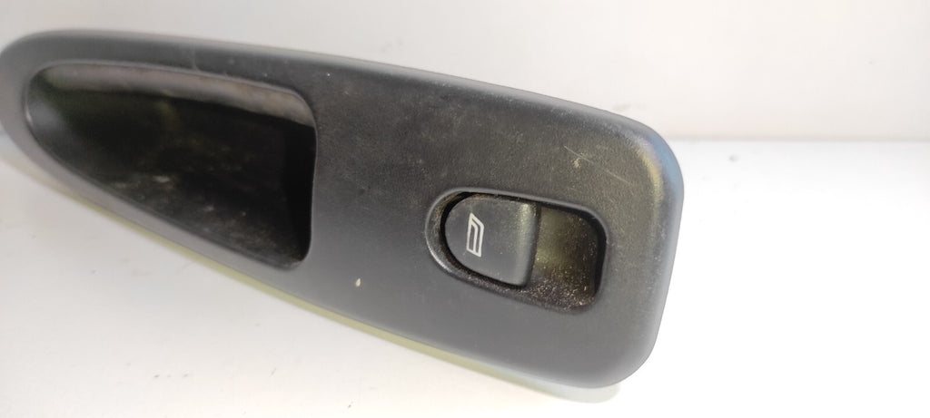 Alfa Romeo 166 2.4JTD 2000 LHD  Electric Window Control Button Switch 156029687
