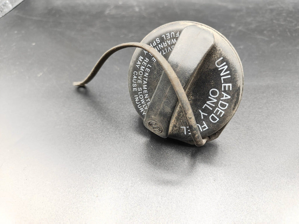 Alfa Romeo GT 2.0JTS 122kW 2005 Petrol Engine Fuel Tank Flap Filler Cap Cover