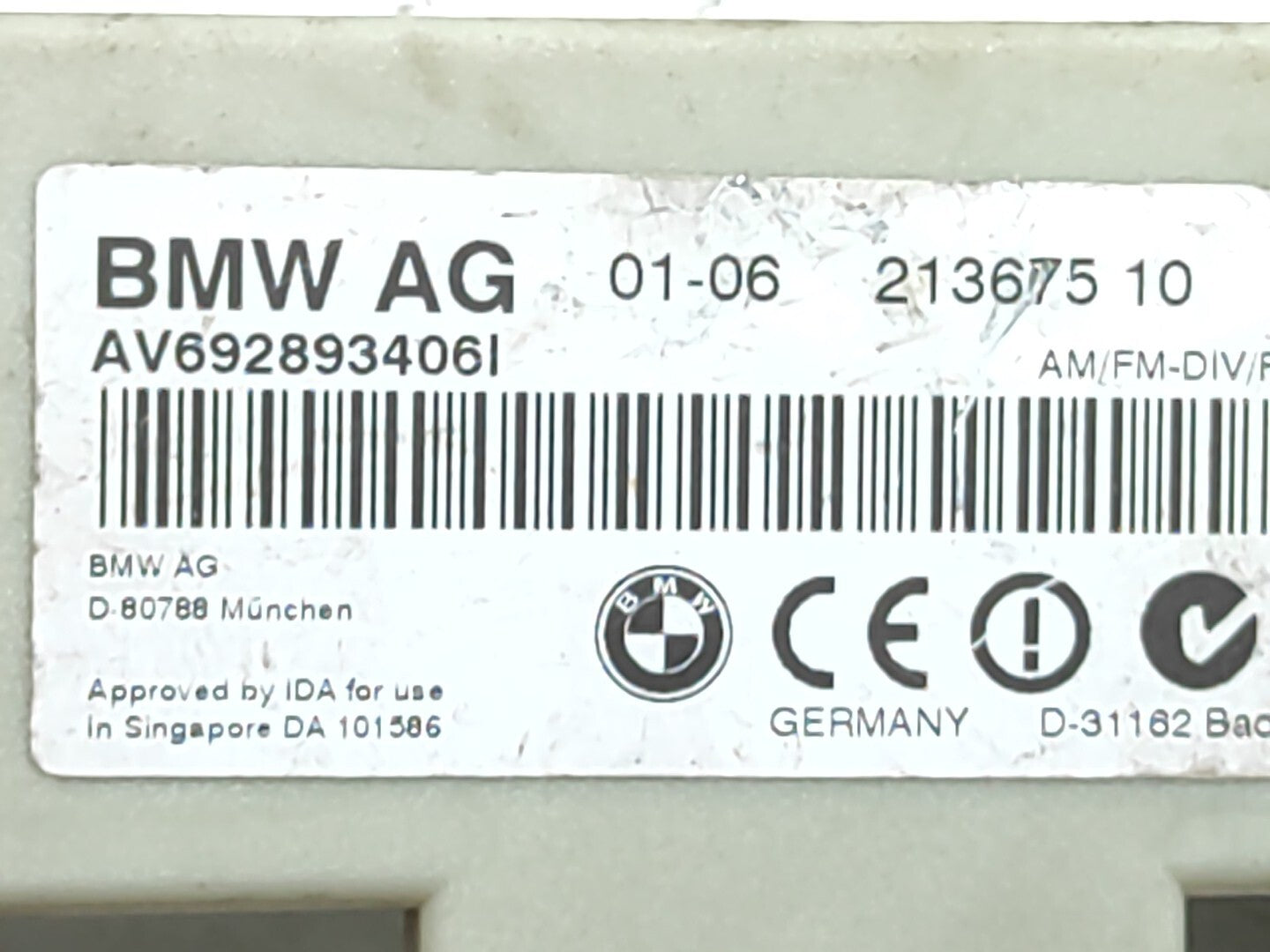 BMW 3 Series 330D 170kW E90 E91 Roof Antenna Amplifier AV692893406