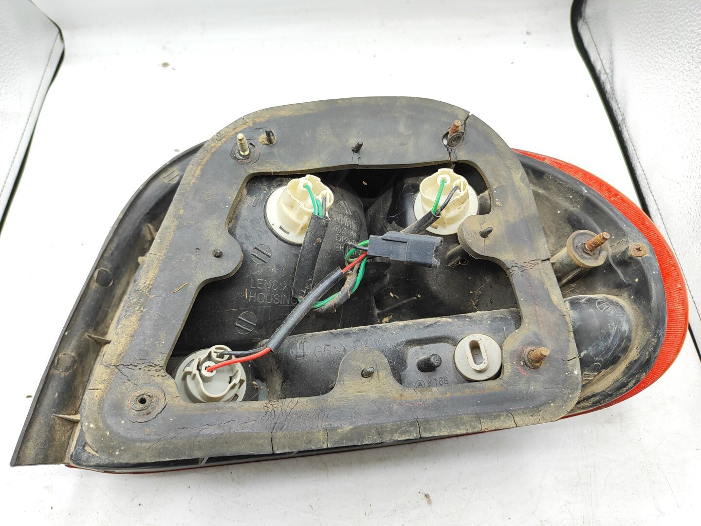 HYUNDAI ACCENT I X-3 1998 Rear Left Side Taillight Lamp Light