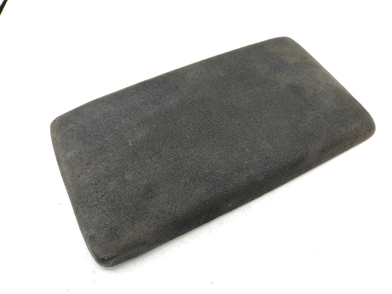 Alfa Romeo GT 1.9JTD 110kW 2006 Center Console Armrest Top Cover