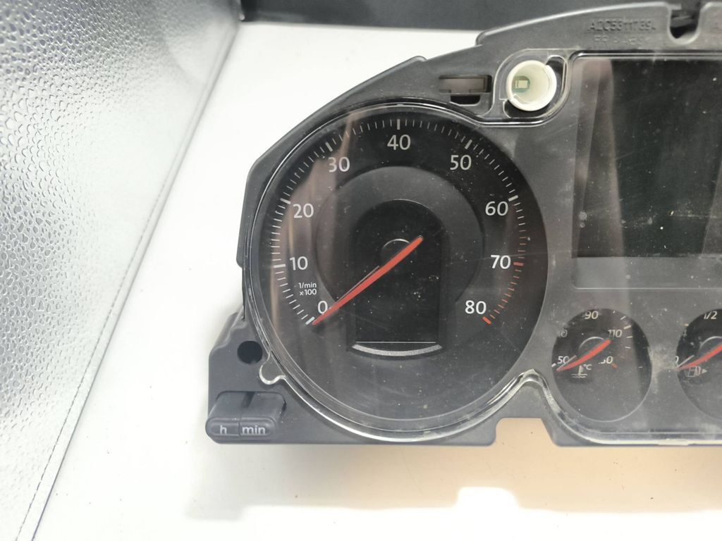 Volkswagen PASSAT B6 Petrol 2007 speedometer instrument cluster 3C0920871D 