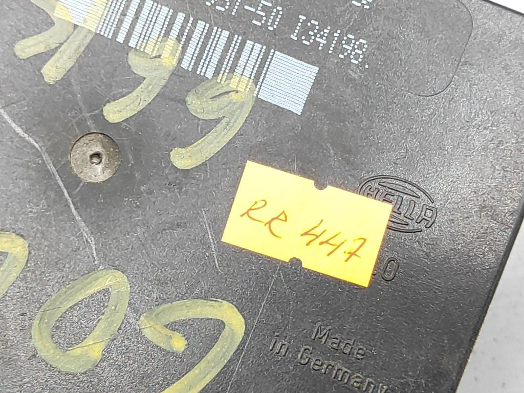 Volkswagen Golf 1.9TDI 81kW 2000 Comfort convenience body module 1J0959799Q 