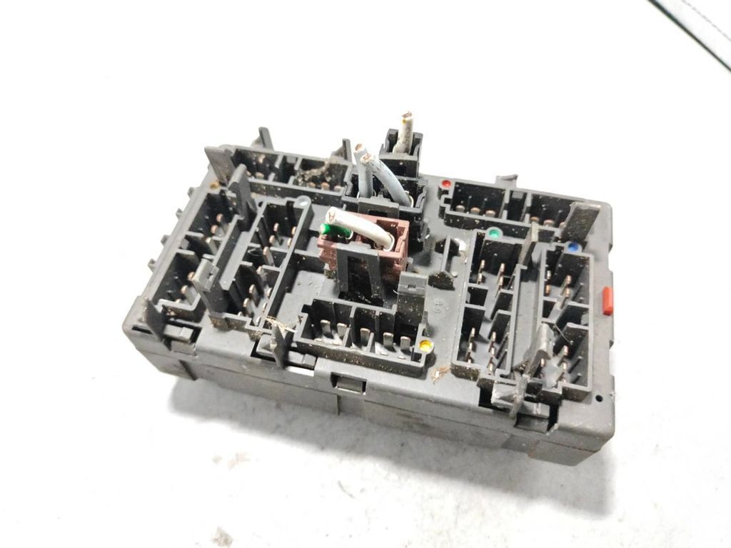 Peugeot 406 1998 Fuse box module unit 9459288180 