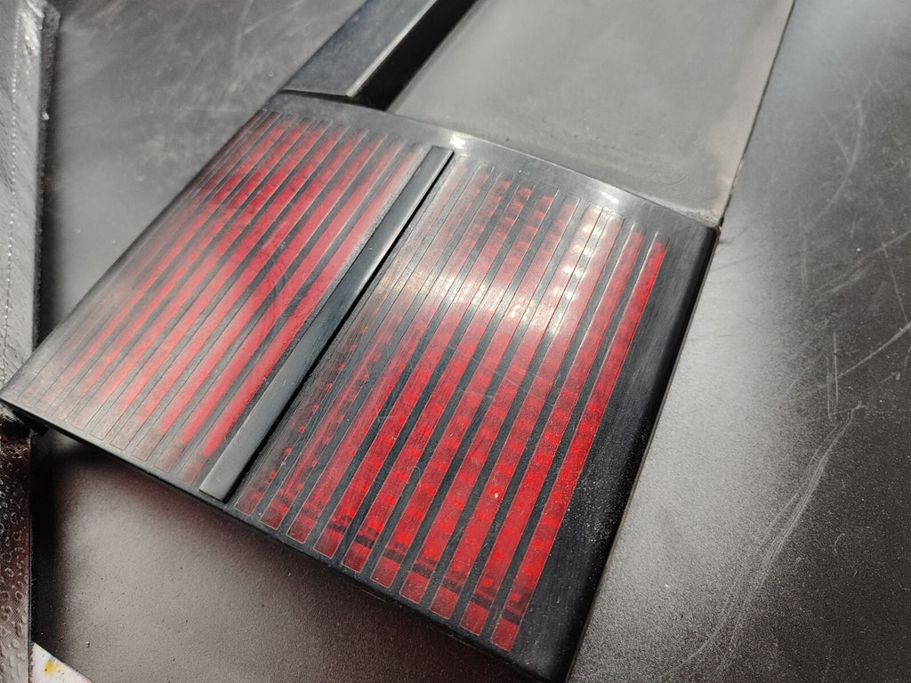 Opel Ascona C 1987 Rear Tailgate Trunk Boot Blenda Number Plate Bar ZB138302