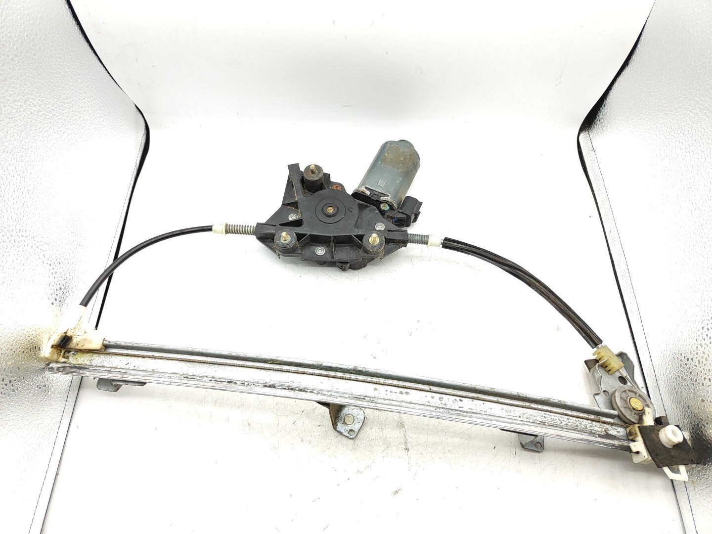 Alfa Romeo 156 1.9JTD 16V 2002 Front Left Window Lifting Mechanism Motor 400396A