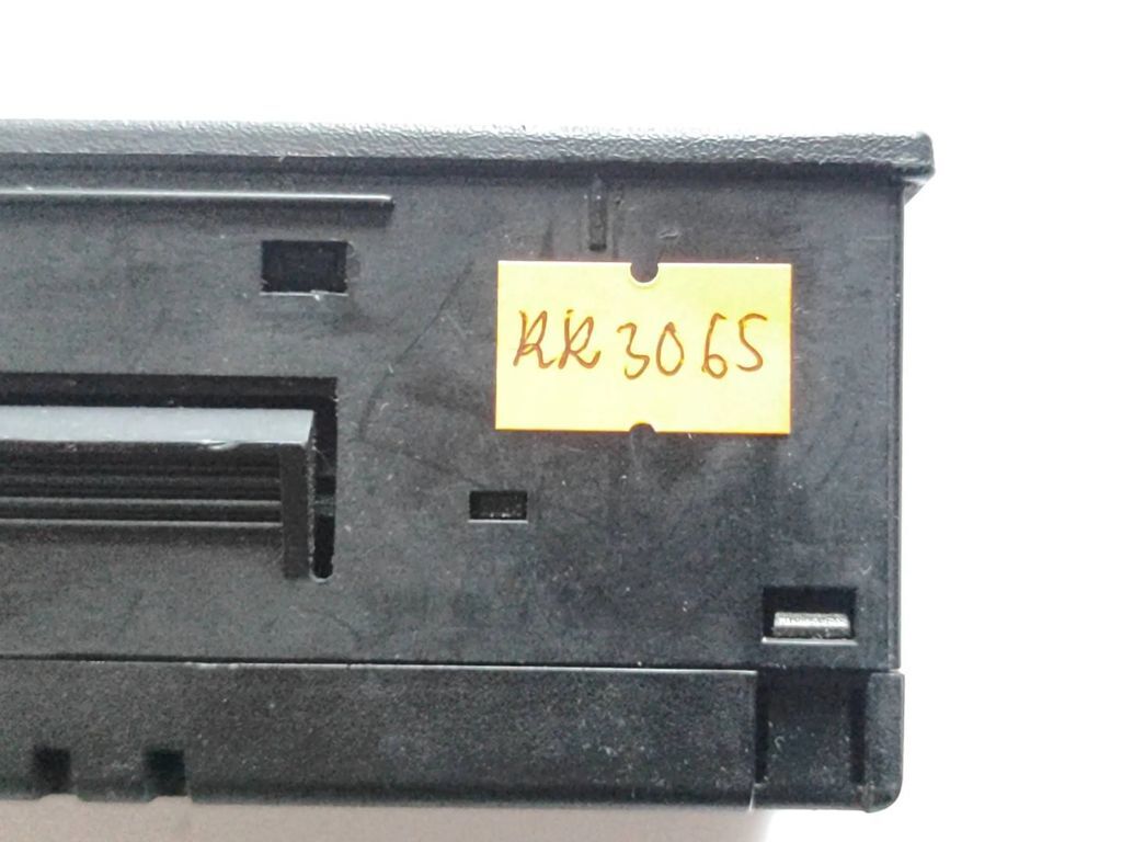 BMW 3 E36 318i 85kW 1994 Panel Dashboard info screen display 8353087 