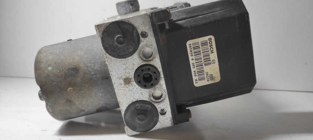 Alfa Romeo GT 1.9JTD 2004 Diesel ABS Brake Pump Unit 0265225268 0265950183