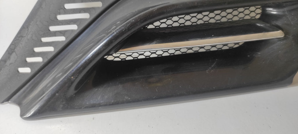 Alfa Romeo 166 2.4JTD 110kW 2003 Front Left Bumper Upper Grill 156016558 Black