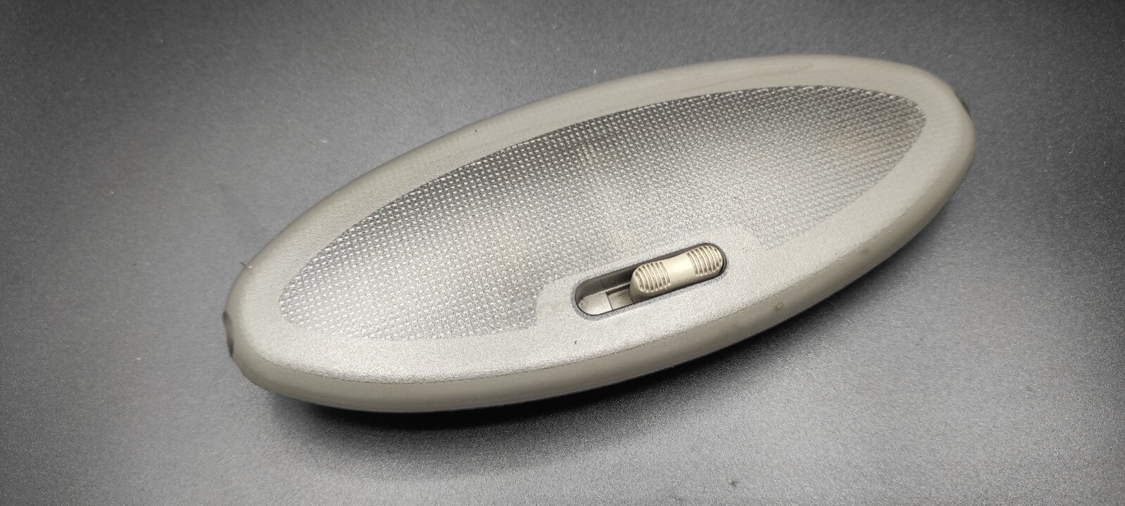 Alfa Romeo 147 / GT 1.9JTD 110kW 2007 Rear Interior Roof Reading Light 0881700