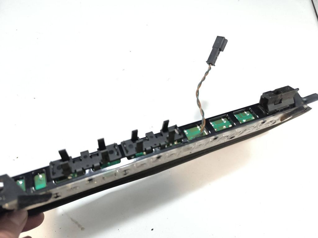 BMW 5 E60 E61 2008 Rear Third brake center stop light 6930030 