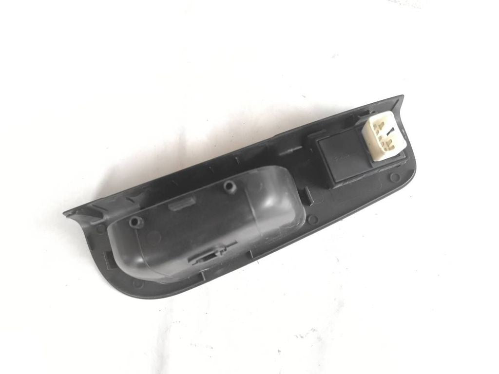 KIA Ceed 2009 Electric window control switch 833511H000 