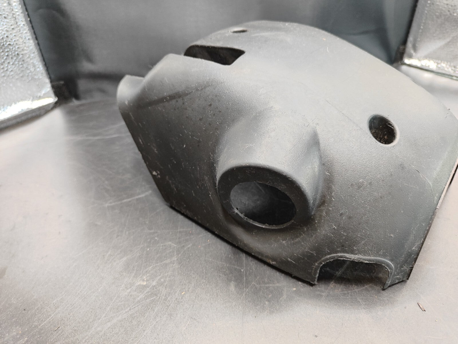 Alfa Romeo 147 / GT 1.9JTD Diesel 2006 LHD Lower Steering Column Cover Trim