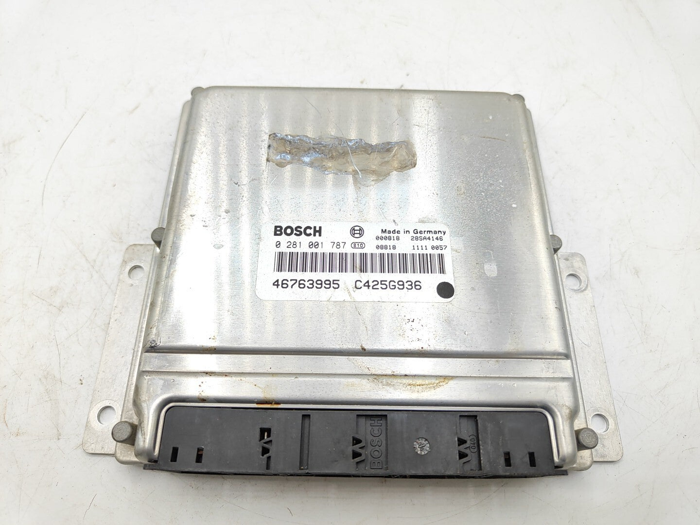 Alfa Romeo 166 2.4JTD 2002 Engine Control Unit Module ECU 46763995