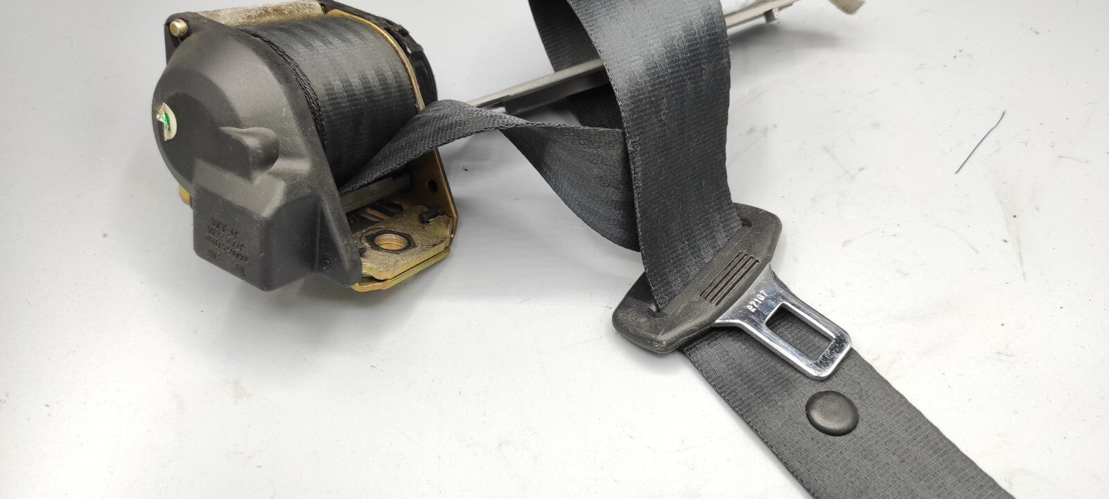 Alfa Romeo 166 2.4JTD 110kW 2003 Rear Right Seat Safety Seatbelt 044047