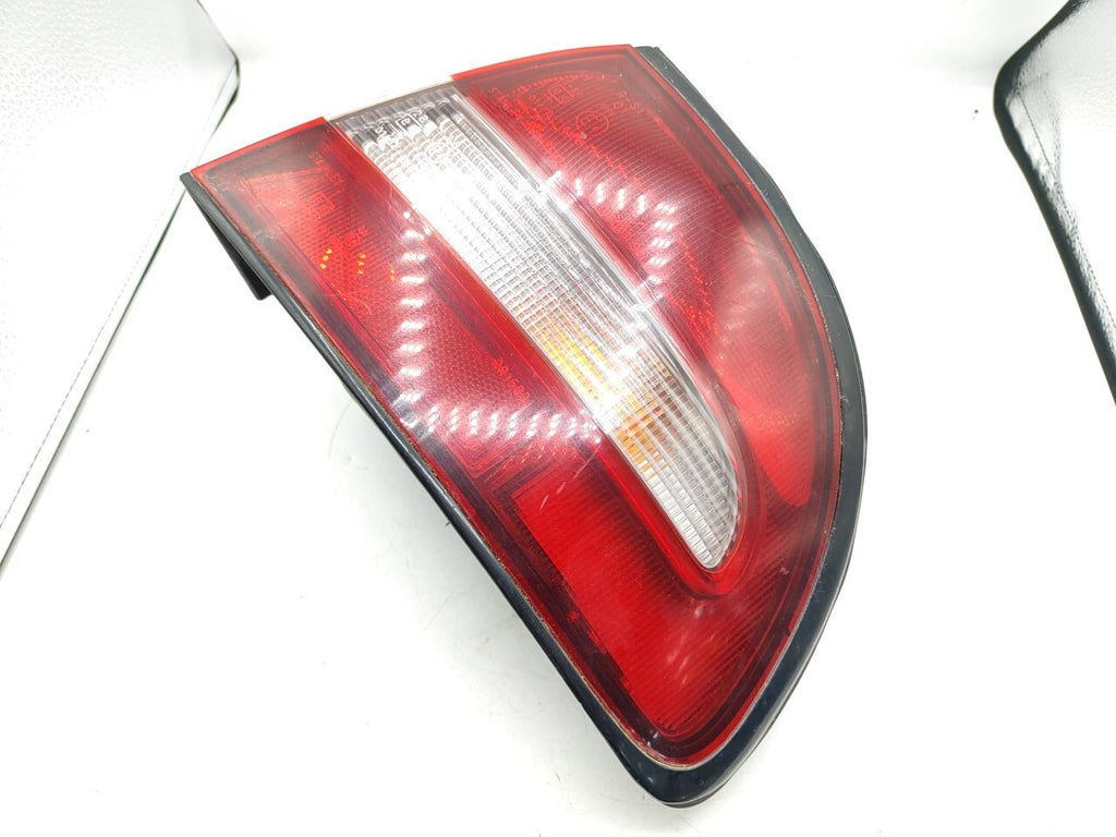Mitsubishi Galant 1994 Sedan Rear Right Taillight Lamp Light 0431593R