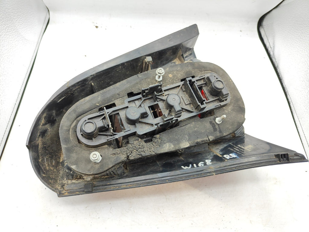Mercedes Benz W168 A 2001 LHD Rear Right Side Taillight Lamp Light 084401918R