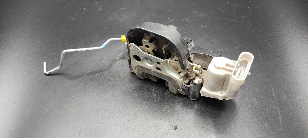 Alfa Romeo 147 1.9JTD 16V Diesel 2004 LHD Rear Left Door Lock B792