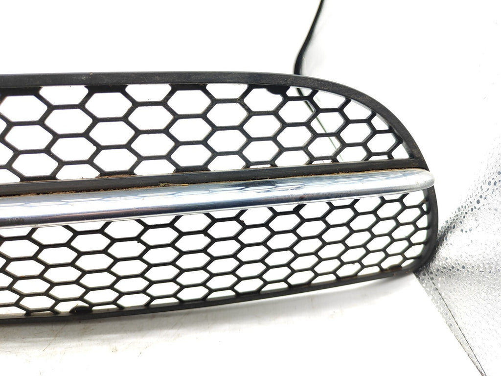 Alfa Romeo 147 1.9JTD 16V 2003 Front Right Bumper Grill 46557853