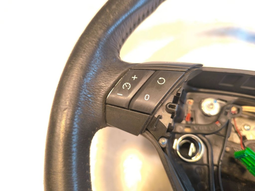 Volvo S60 2003 Steering wheel 866884 