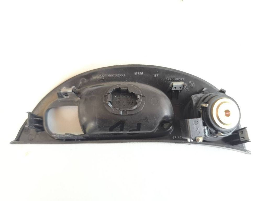 Alfa Romeo 147 8V 2005 Front right door interior handle trim 735300209 