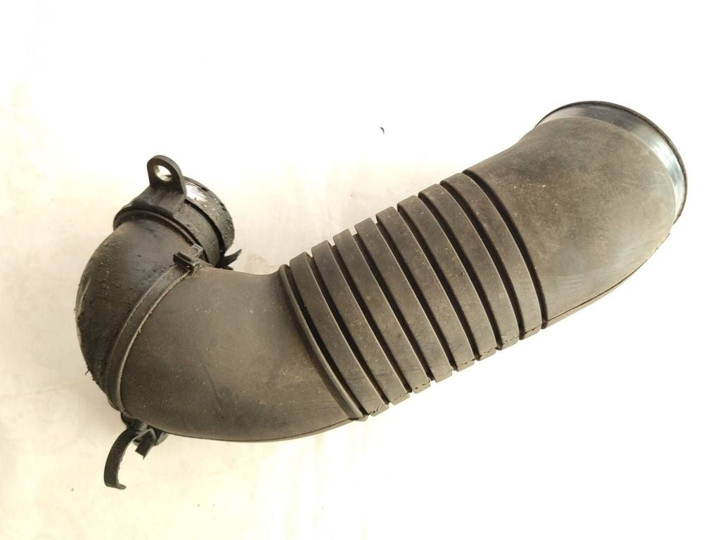 Volkswagen PASSAT B5.5 2001 Diesel air intake hose pipe 8D0129615K 
