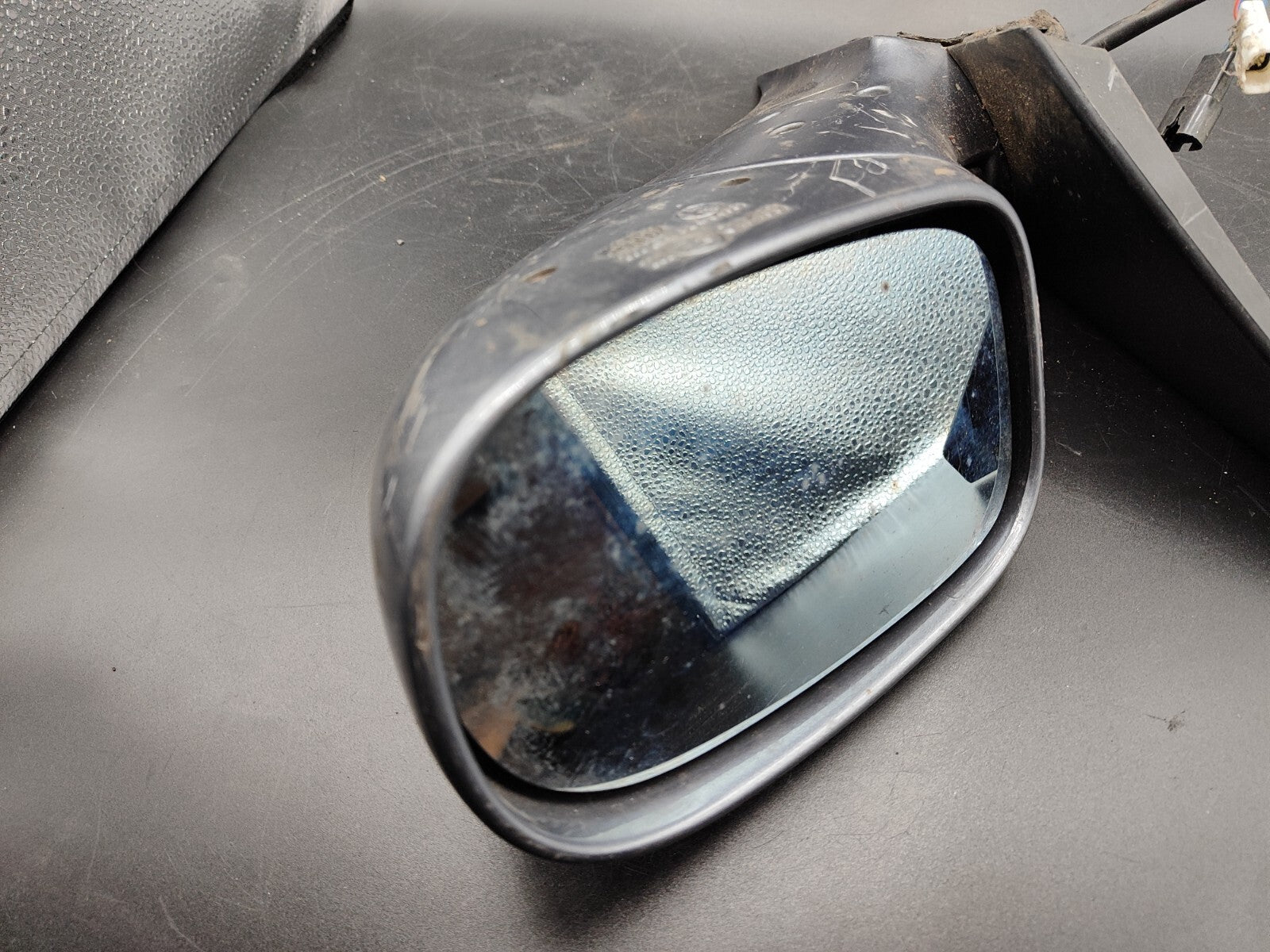 Alfa Romeo 166 2.4JTD 110kW 2002 LHD Front Right Side Mirror GREY E30154381