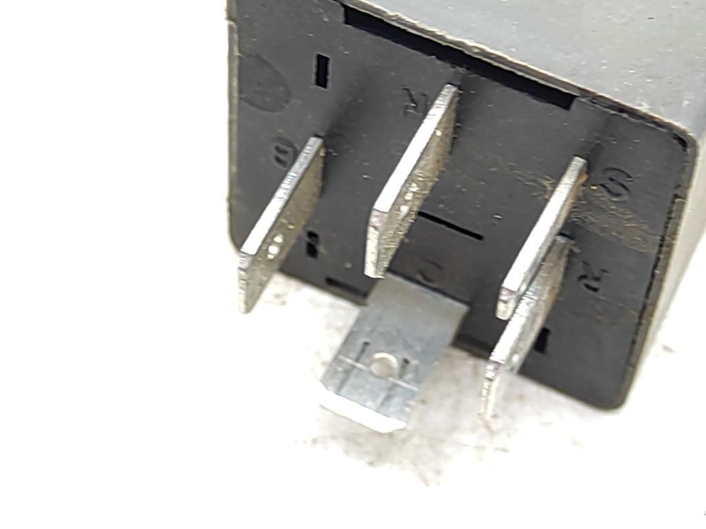 Alfa Romeo 166 2001 Central lock relay 60661539 