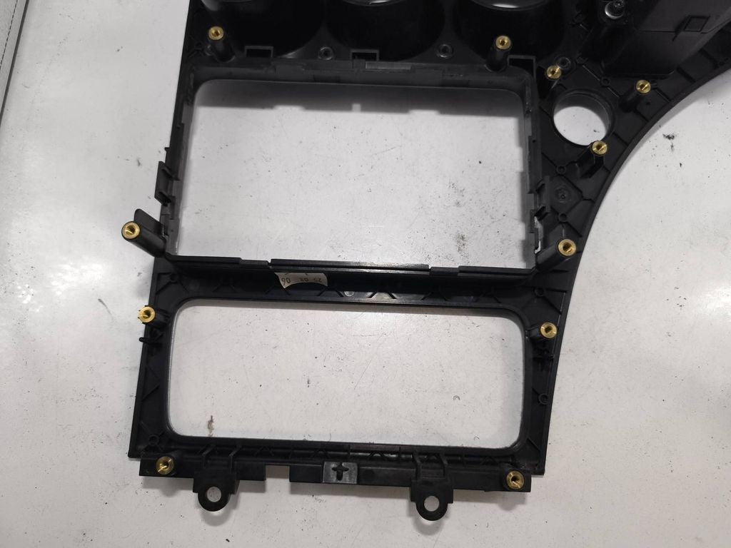 Alfa Romeo 159 2.4JTDm 2007 LHD dashboard center trim 