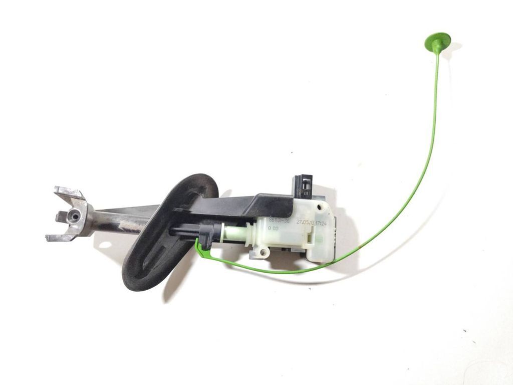 Volvo S60 2012 Diesel Fuel tank cap lock 86113136 