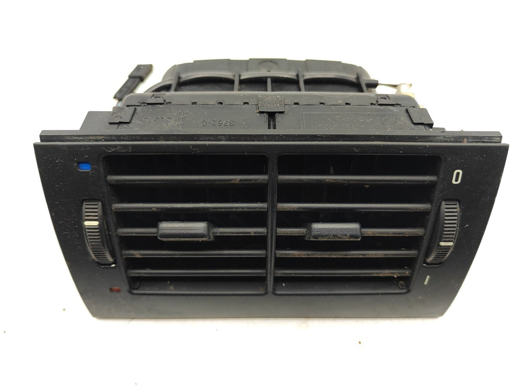 BMW 5 SERIES E39 530D 142kW Estate 2001 Rear Center Console Air Vent 8376150