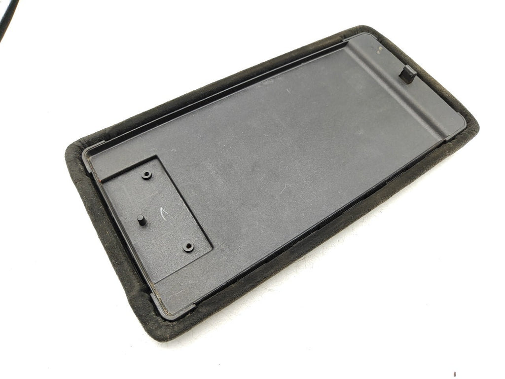 Alfa Romeo GT 1.9JTD 110kW 2006 Center Console Armrest Top Cover