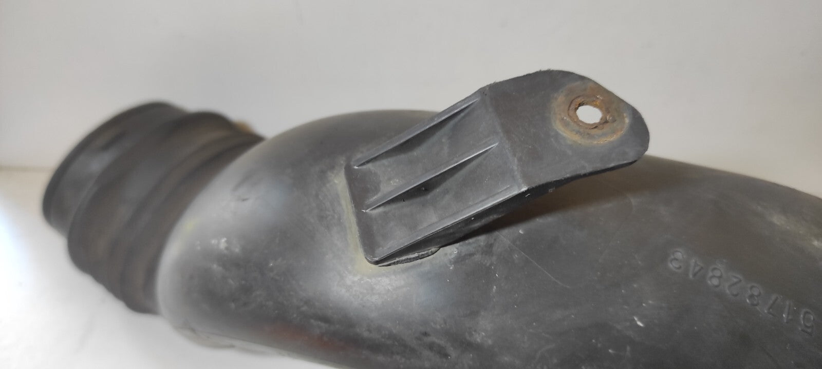 Alfa Romeo 159 1.9JTDM 88kW 2008 Diesel Engine Air Intake Pipe Hose 51782843