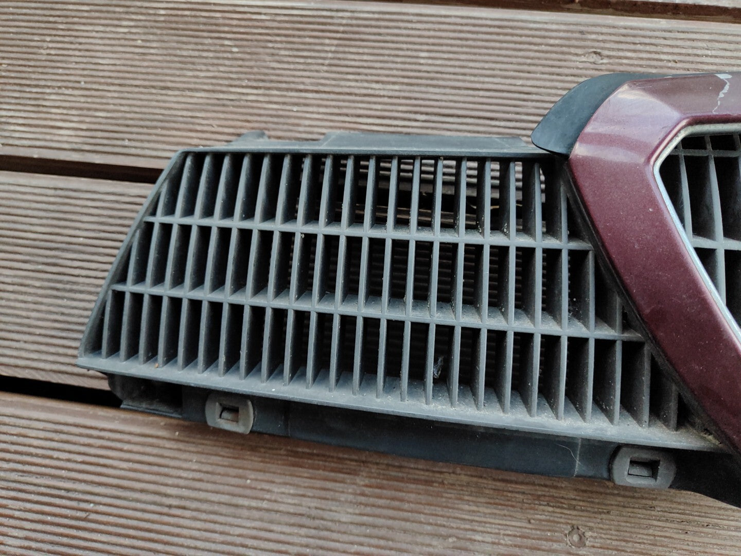 Alfa Romeo 155 Front Upper Mesh Grill 60506207